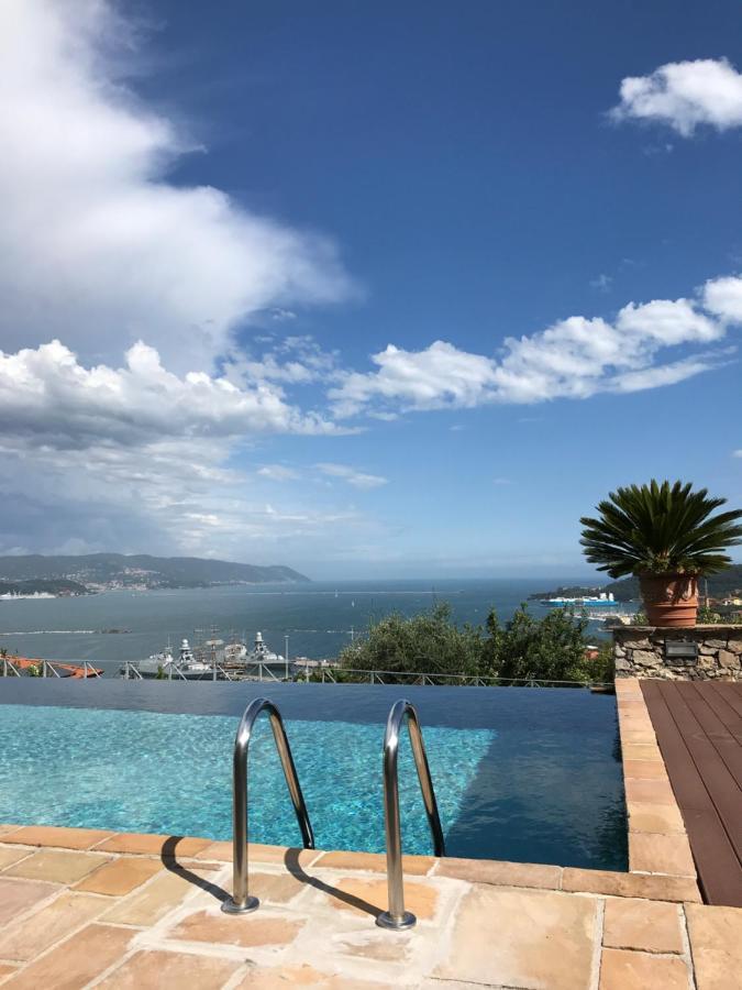 Aparthotel Miramare Apartments&suites La Spezia